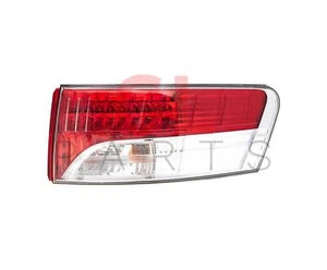 Rücklicht Rechts passt Für TOYOTA AVENSIS T27 08 - 12 8155105260 Kombi - Bild 1 von 4