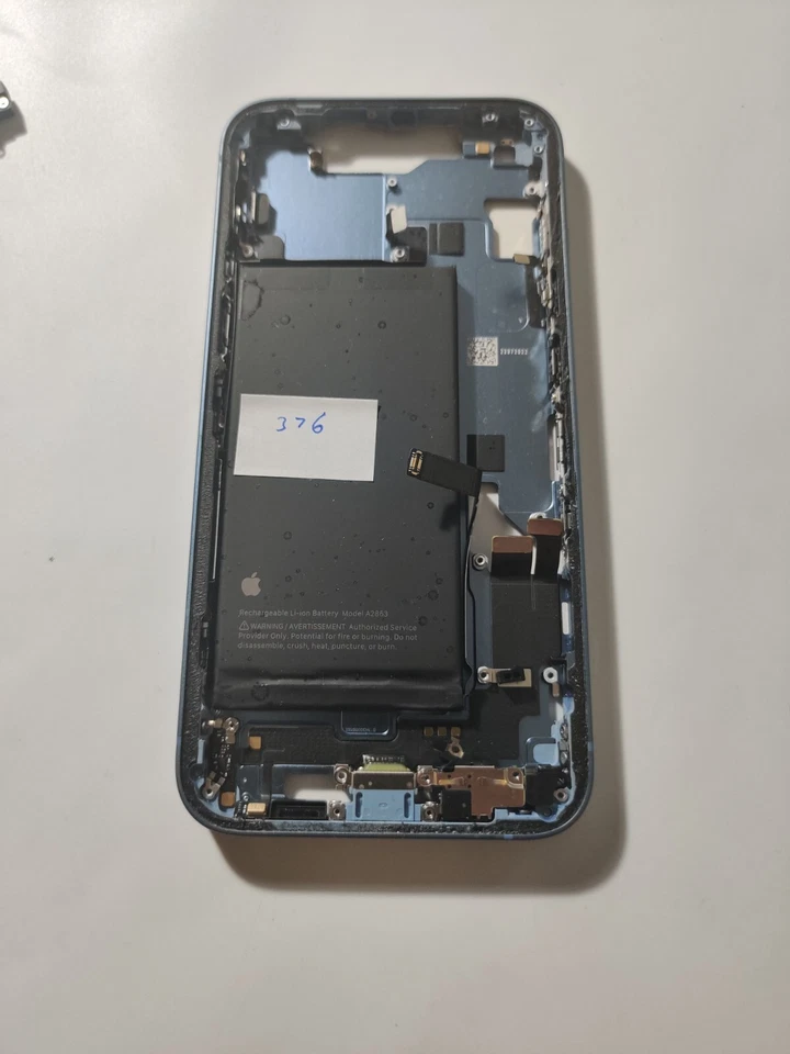 Original Housing + parts For iPhone 14 Very Good condition ref:376 - Image 1 of 3