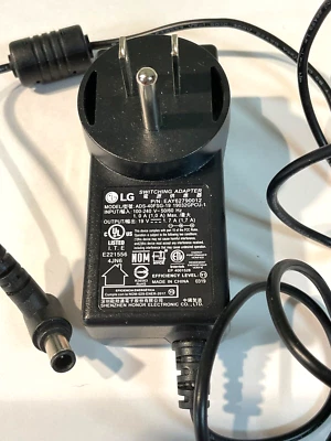 Adaptador de conmutación de monitor LG ADS-40FSG-19 19032GPCU-1 EAY62790012 19V 32W Foto 1 de 4