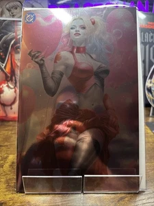 Harley Quinn #47 Sanders Variant Convention FOIL DC in hand from  SDCC 2025 - Picture 1 of 1