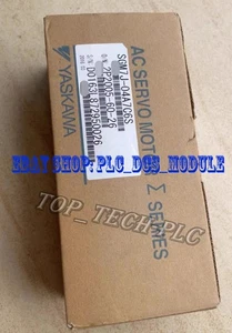 1XS NEW Yaskawa SGM7J-04A7C6S Servo Motor - Picture 1 of 4