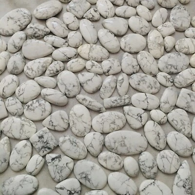 Piedra preciosa de cabujón ético suelto Howlita natural Foto 1 de 4