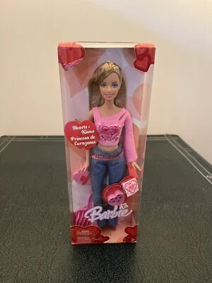 Boneca Barbie Hearts & Kisses 2004 Mattel C4479 Loira Amor dos Namorados Nova Na Caixa - Imagem 1 de 4