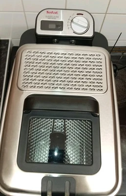 Tefal Oleoclean Pro Deep Fryer 3.5L Easy Clean Stainless Steel Silver FR8058G0 - Image 1 of 4