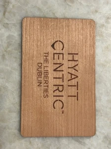Carta chiave hotel Hyatt Centric Dublin Irlanda stile legno - Foto 1 di 2