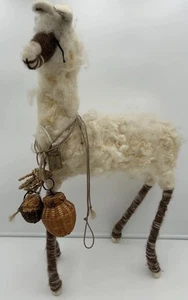 Vintage Peru Llama Plush Figure Real Alpaca Wool Fur Handmade 18in x 25in Tall - Bild 1 von 22