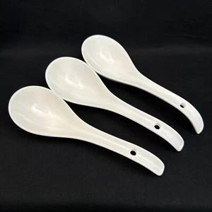 Set of 3 All White Porcelain Chinese Soup Spoons 6.75" Long and Curve Handle - Picture 1 of 5