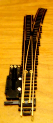 Atlas Code 100 HO Scale Right Hand Remote Switch Track  (tested works) - Image 1 of 4