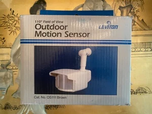 Leviton Sensor Outdoor 120VAC 1000W Bronze 110c OS111 - Picture 1 of 1