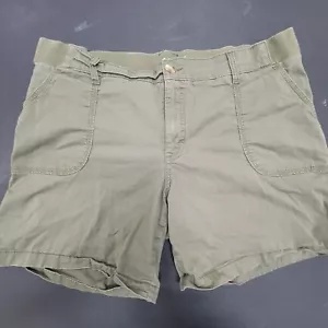 Pantalones cortos para mujer talla XL (18M) color verde ejército aunque las fotos se vean bronceadas - Imagen 1 de 6