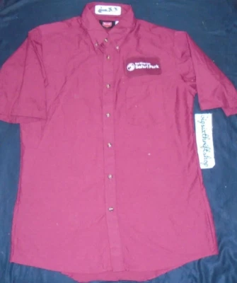San Diego Zoo Safari Park Employee Short Sleeve Shirt Red Kap size Medium - Image 1 of 2