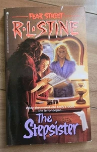 RL Stine Fear Street #9 The Stepsister book vintage series ya horror - Bild 1 von 8
