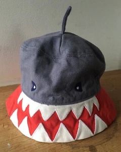 Mini Boden Shark Rare Summer Bucket Hat Youth Medium - Picture 1 of 7