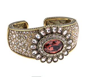 New $230 HEIDI DAUS Dazzling Delight Crystal Cuff Bracelet Lt. Amethyst M 6-3/4