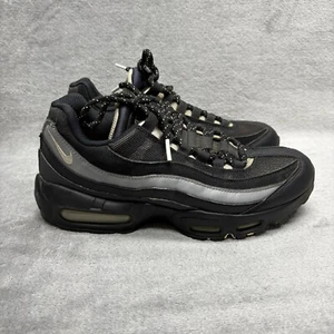 Nike Air Max 95 Essential Black Smoke Gray CT1805-001 Mens 8.5 - Picture 1 of 8