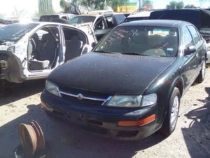 AC Compressor Thru 12/98 Fits 97-99 INFINITI I30 176333 - Picture 1 of 12