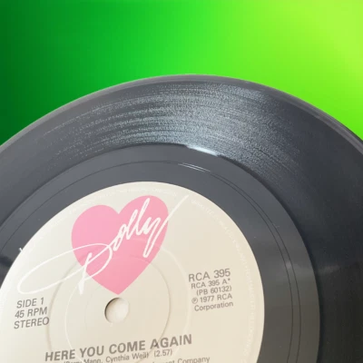 Dolly Parton – Here You Come Again 7″ RCA 395 NM + Fold-Out Poster UK - Image 1 of 4