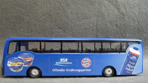 Fußball Mannschaftsbus FC Bayern München - Bild 1 von 8