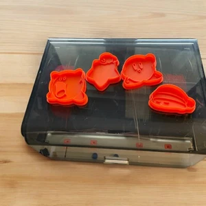 Kirby Ausstechformen & Prägestempel Set Kinder TV Film - Bild 1 von 1