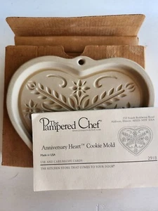 Pampered Chef Anniversary Heart Cookie Mold Stoneware #2918 with Box - Picture 1 of 5