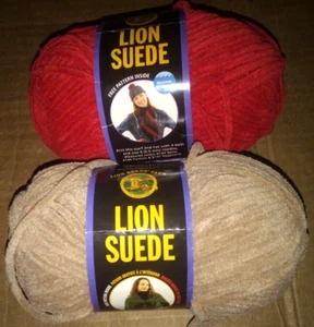 Lot of 2 NOS LION BRAND Lion Suede Scarlet & Taupe YARNS SKEINS 122 Yards - Picture 1 of 5
