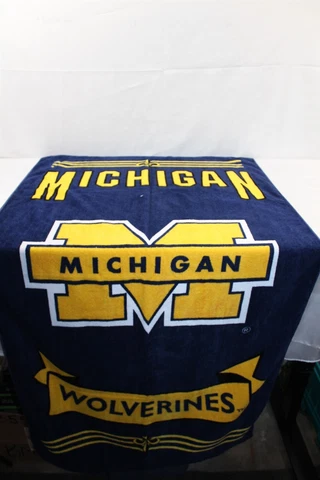 Vintage University of Michigan Beach Towel Wolverines Fan Cover