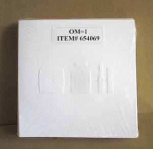 SET 10 BIGLIETTI DI AUGURI E BUSTE VINTAGE CHANEL SIGILLATI 6 X 6 POLLICI RARI - Foto 1 di 3