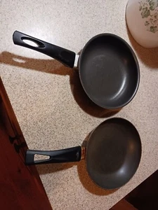 2 Frying Pans Kitchen Camping Cabin RV Pancakes Eggs Breakfast Burger Fire Pit - Picture 1 of 5