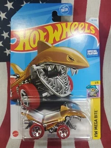 Hot Wheels HW MEGA BITE 2024 1/5 Shark Bite 18/250 - Imagen 1 de 1