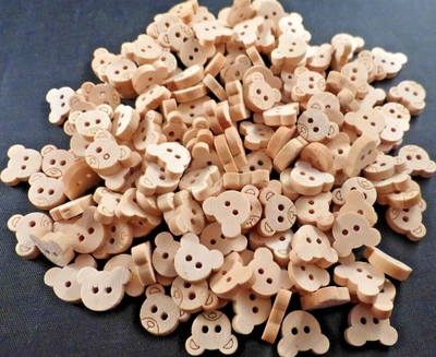 Kleine Teddybären Gesichter Form Knöpfe (x170) Neuheit 2-Loch Holzstil Design - Bild 1 von 2