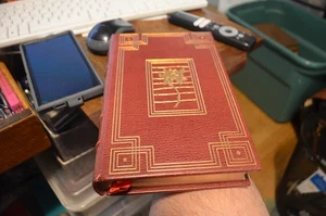 A Farewell To Arms by Ernest Hemingway The Franklin Library 1975 Limited Edition - Picture 1 of 9