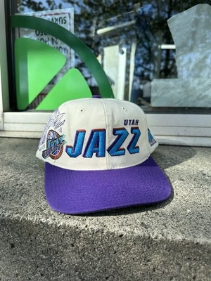 Boné Snapback Vintage Anos 90 Sports Specialties Utah Jazz Shadow OSFA RARO EUA  - Imagem 1 de 4