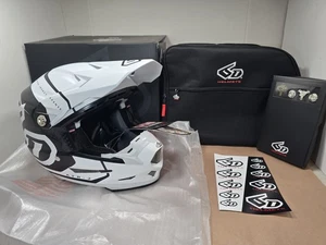 Size Small 6D HELMETS ATR-2 Helmet Color: Torque / White / Matte 12-3215 New - Picture 1 of 24