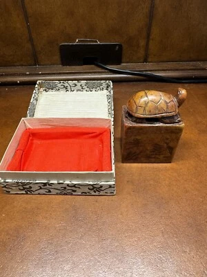 Antique CHINESE SOAPSTONE CARVED Seal TURTLE With Box - Image 1 of 4