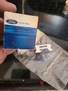 NOS 1970 MERCURY CAPRI "R" LETTER EMBLEM OEM FOMOCO - Picture 1 of 4