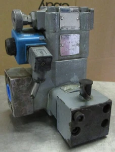 Válvula de alivio Denison Hydraulics R5V08-313-12-09 + VV01-311-2-D1 + 016-86093 ++ - Imagen 1 de 12