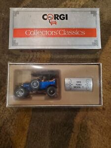 Vintage Corgi Collectors' Classics 1915 Blue Ford Model T Limited Edition