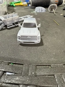 1/64 Scale 3D Printed Chevy 5500 Crew Cab - Picture 1 of 8