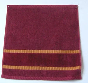 ralph lauren Venetian Court Stripe  Wash Face Cloth Gild gold NWT Burgundy Red - Picture 1 of 4