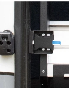 MORryde STP57-169LH Step Above Left-Hand Pull Latch - Right Stop Included - Foto 1 di 7