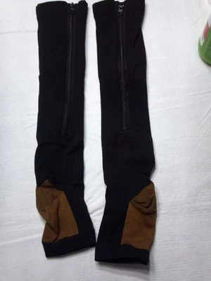 2 Pairs Zip-Up Easy On Compression Open Toe Socks Unisex 20-22 mmHg, Black - Image 1 of 4