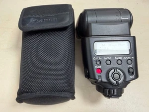 Canon Speedlite 430EX II Flash Gun with Case Compatible DSLR Camera - Picture 1 of 18
