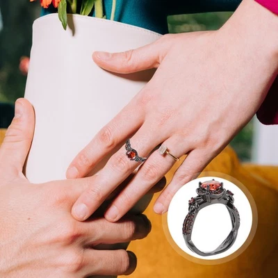  Anello nero gotico con zircone rosso - Anello alla moda retrò, accessori - Immagine 1 di 4