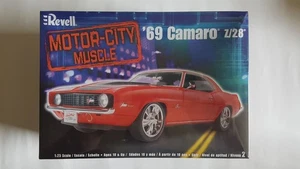 Bausatz eines 69er CHEVY CAMARO Z/28 von REVELL in 1/25, ungeb., OVP in Folie. - Bild 1 von 4