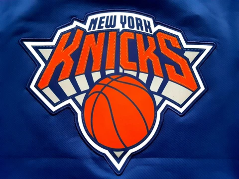 NWT New York Knicks NBA Nike Therma Flex Showtime Hoodie CN4046-495 Men's Size S Cover