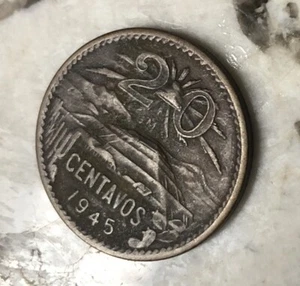 20 Centavos 1945 Mexico Coin Very Nice Bronze Cents Mexicanos Estados Unidos - Picture 1 of 4