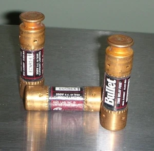 LOT OF 3 EA.  BULLET ECNR 5.6 AMP 250 VOLT CLASS RK5 FUSE NOS - Picture 1 of 1