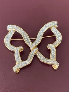 SIGNED SWAROVSKI CRYSTAL PAVE' BUTTERFLY PIN BROOCH BEAUTIFUL!!!! - Picture 1 of 10