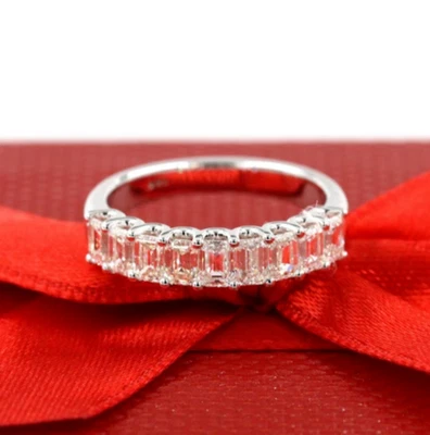 Brillante Colore Smeraldo Zircone Cubico Eternity Fedina 925 Massiccio Argento 6 - Immagine 1 di 4