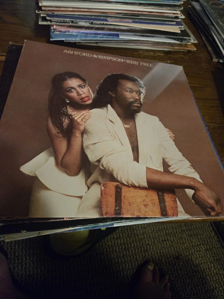 ASHFORD & SIMPSON STAY FREE 1979 FOLLOW YOUR HEART LP EX VINYL VG COVER  - Imagem 1 de 1